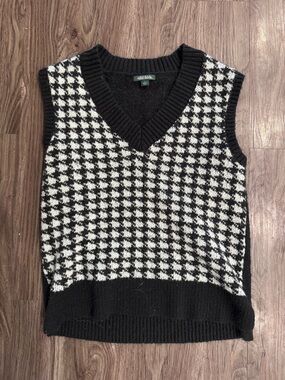 wild fable Black and White Houndstooth V-Neck Sweater Vest
